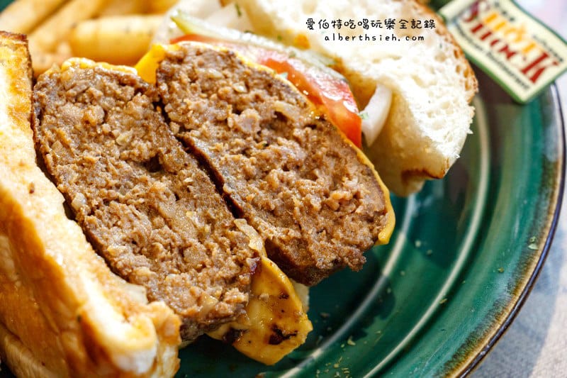 Hot Shock 哈燒庫．台中草悟道美食（美軍宿舍改裝潢的美式休閒餐廳）
