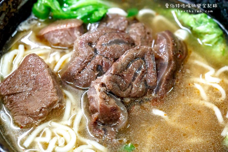 台中后里美食．香蕉樹餐飲店（便宜好吃的香菇肉羹麵）