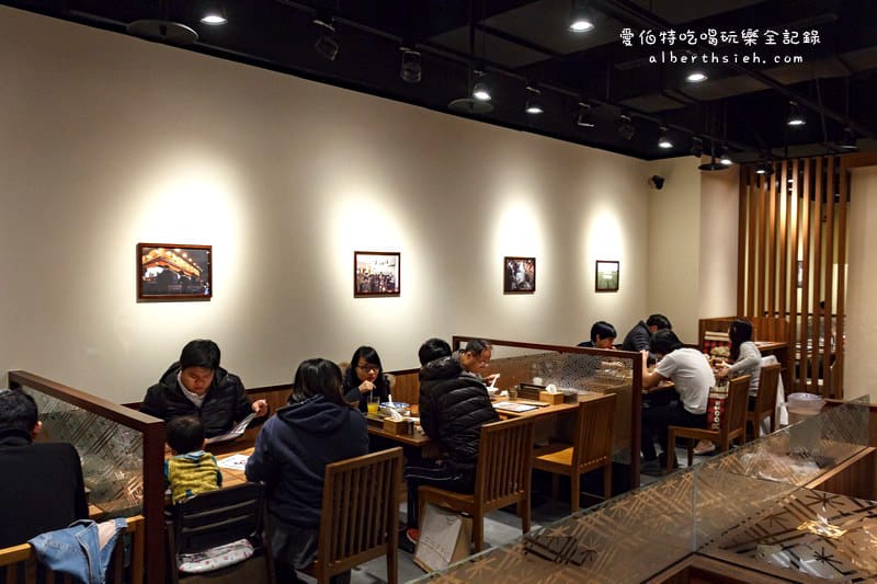 雞玉錦拉麵.桃園中壢華泰名品城美食(日本連續四年排隊美食拉麵) - 第6張圖 雞玉錦拉麵.桃園中壢華泰名品城美食(日本連續四年排隊美食拉麵)