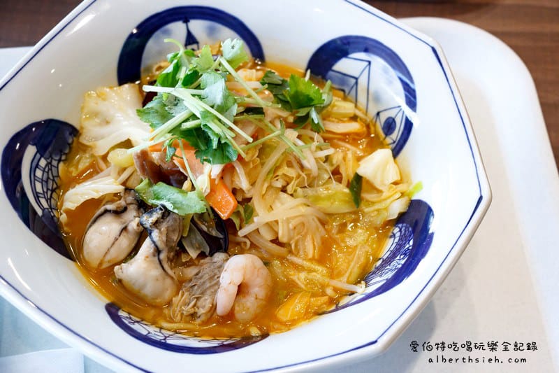 沖繩自駕自由行．RingerHut長崎ちゃんぽん（營養滿點大份量蔬菜強棒麵）