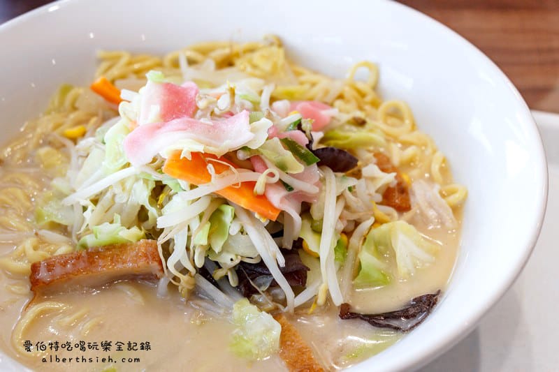 沖繩自駕自由行．RingerHut長崎ちゃんぽん（營養滿點大份量蔬菜強棒麵）