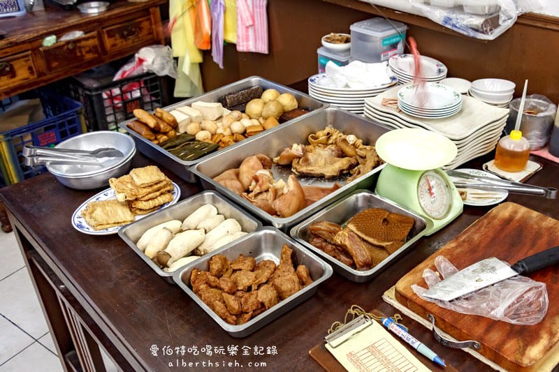 西村十四麵食館.桃園八德美食(牛肉麵口味眾多,刺身麻辣湯頭麻而不躁的好喝) - 第5張圖 西村十四麵食館.桃園八德美食(牛肉麵口味眾多,刺身麻辣湯頭麻而不躁的好喝)