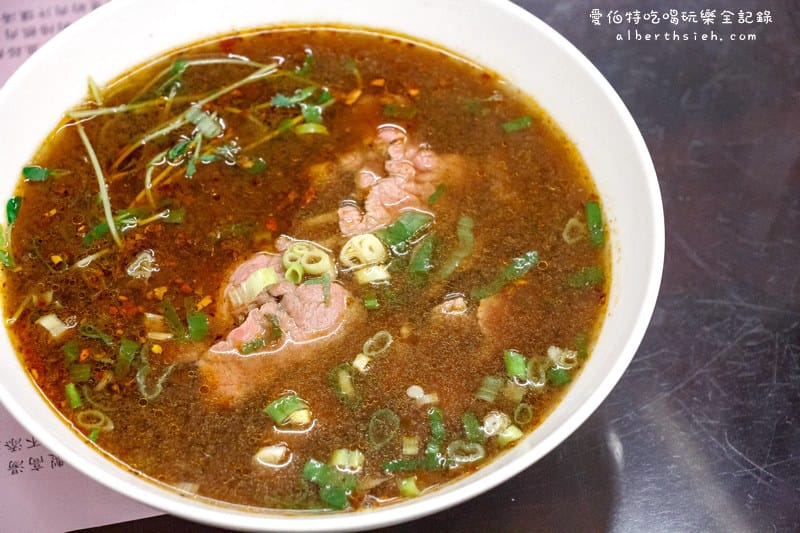 西村十四麵食館.桃園八德美食(牛肉麵口味眾多,刺身麻辣湯頭麻而不躁的好喝) - 第12張圖 西村十四麵食館.桃園八德美食(牛肉麵口味眾多,刺身麻辣湯頭麻而不躁的好喝)