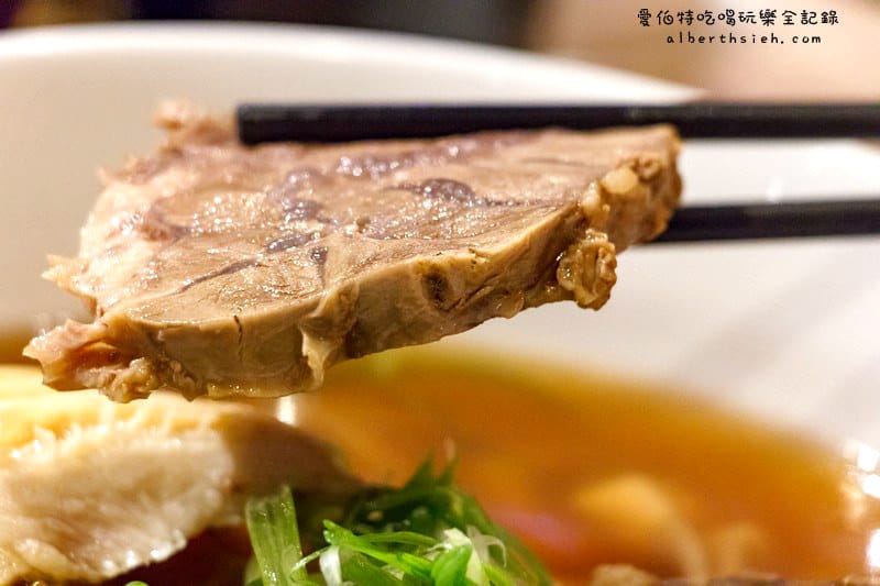 品川蘭．桃園區愛買（CNN評選美食，配菜的辣椒超開胃）