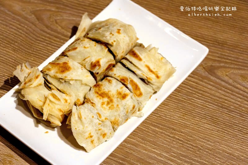 品川蘭．桃園區愛買（CNN評選美食，配菜的辣椒超開胃）