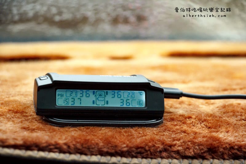 汽車胎壓偵測．Trywin：TPMS 300 solar（減少爆胎意外，你安裝了嗎？）