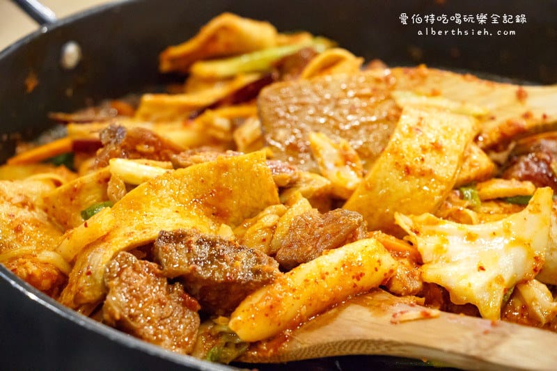 桃園區.OMAYA春川炒雞部隊鍋銅盤烤肉(工地風的平價韓國料理) - 第17張圖 桃園區.OMAYA春川炒雞部隊鍋銅盤烤肉(工地風的平價韓國料理)