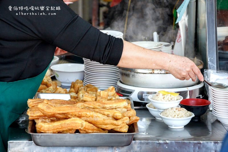 阿堂鹹粥．台南中西美食（超滿足的魚肉鹹粥早餐）