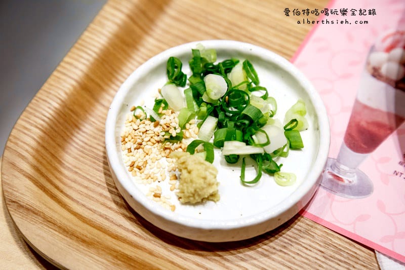 新北市林口．三井Outlet：nana’s green tea（抹茶界的星巴克）