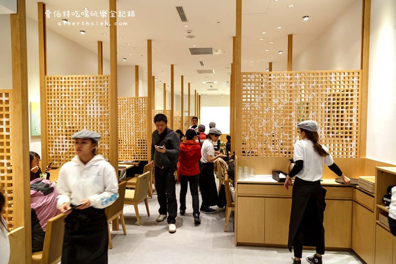 新北市林口．三井Outlet：nana’s green tea（抹茶界的星巴克）