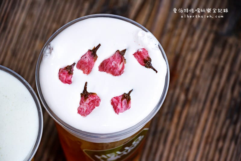 桃園區．LOHASS 樂活事鮮果茶（聞名學生圈的手搖飲料）