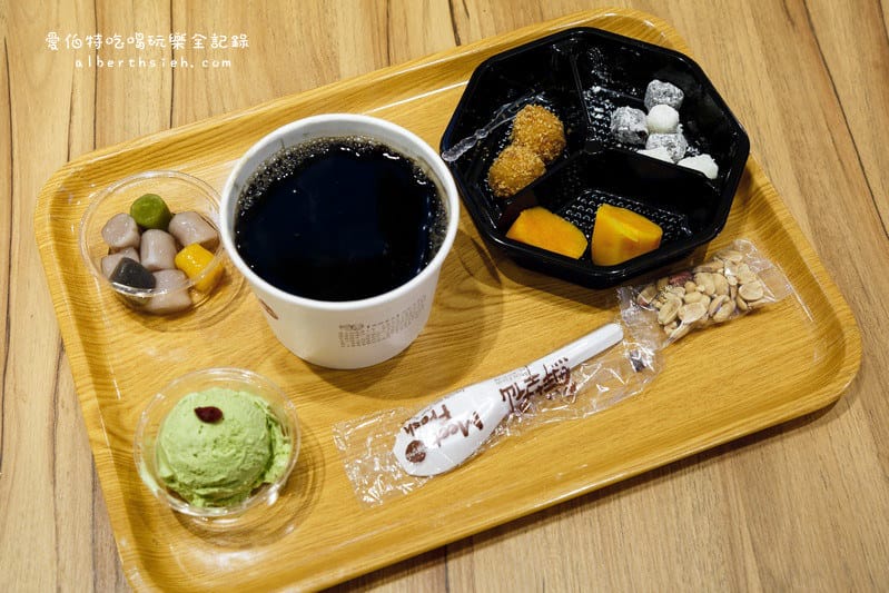 林口三井Mitsui Outlet Park（超過220家店鋪的國際日系品牌以及美食料理）