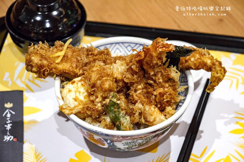 林口三井Mitsui Outlet Park（超過220家店鋪的國際日系品牌以及美食料理）