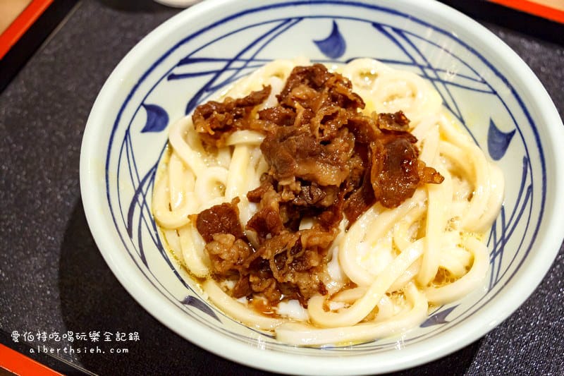 丸龜製麵．桃園新光三越美食（烏龍麵條Q彈滑順好吃）