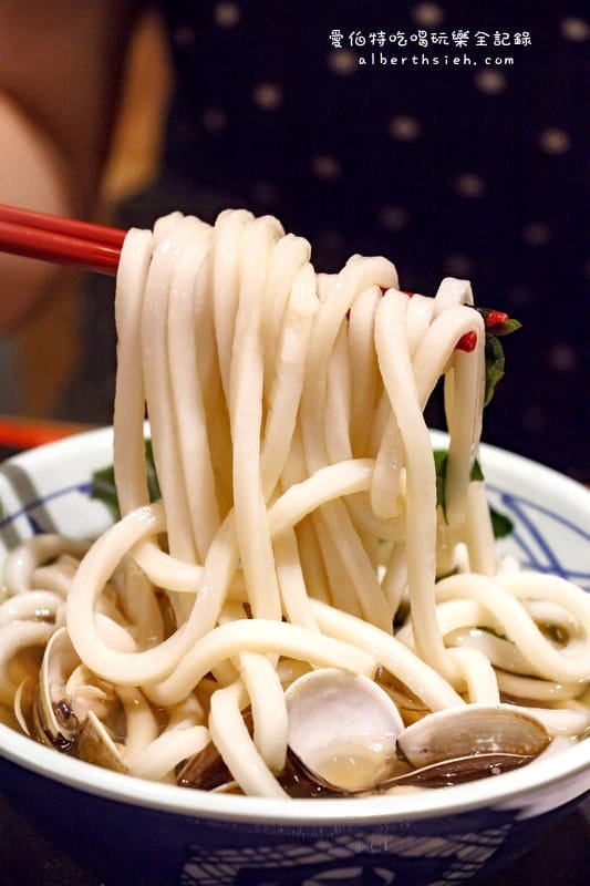 丸龜製麵．桃園新光三越美食（烏龍麵條Q彈滑順好吃）
