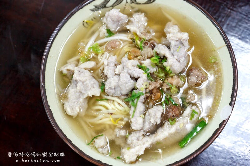 阿在筒仔米糕．台中大甲美食（清爽不油膩芋頭香米糕）