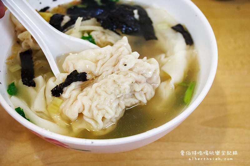 台北中山．福大蒸餃館（餛飩超大顆的知名巷弄美食）