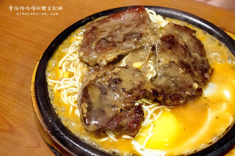 桃園區．白胡子牛排（平價排餐）