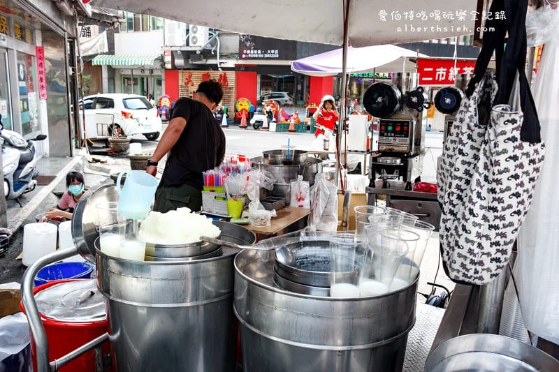 康家阿媽ㄟ粉腸&一路發冷飲店．台中大甲小吃（在地獨有的美食飲品）
