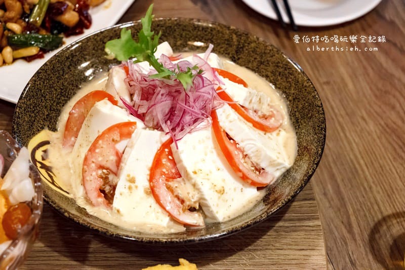 新北市中和．新の店（種類變化樣式多的熱炒店）