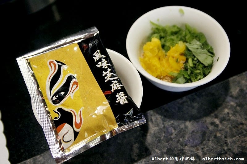 老四川巴蜀麻辣燙．桃園麻辣火鍋（嗜辣者的一定喜歡的麻辣湯頭）