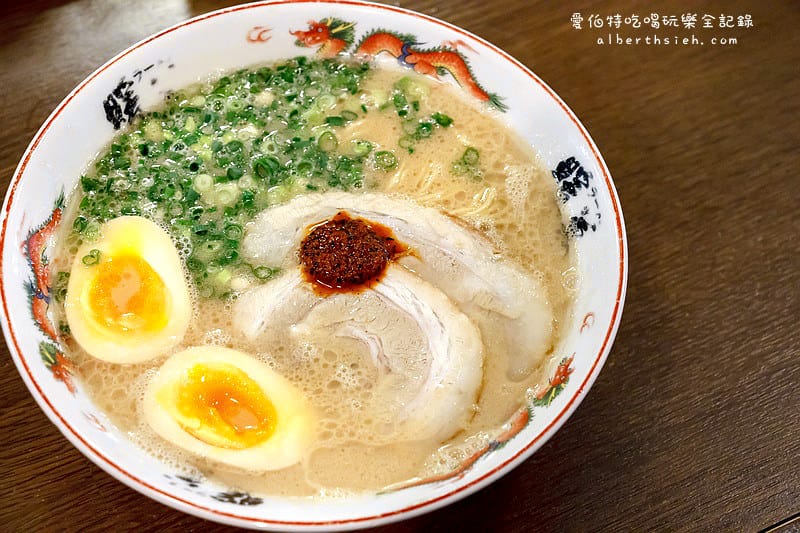 暖慕拉麵．沖繩自駕自由行（湯頭還不錯，但豚骨味有點過重）