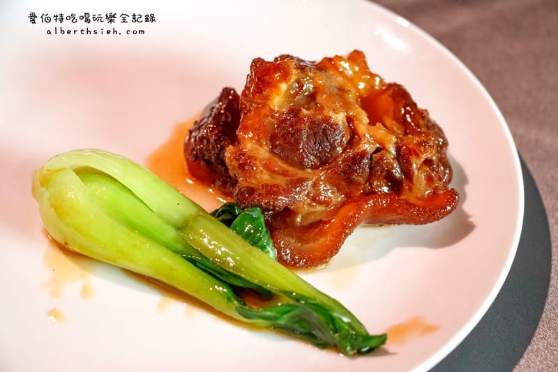 市政府捷運美食．台北四七（民初名人宴失傳七十年的黑官膳養生料理）