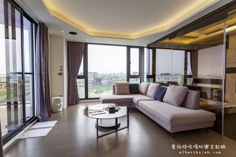 宜蘭五結．The One Villa 樂灣民宿（偶像劇般的泳池派對）