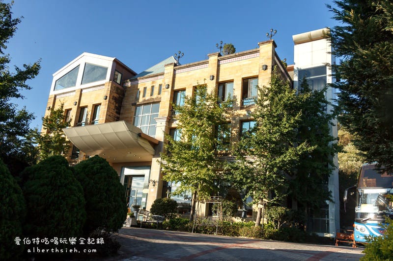 南投民宿．清境夏都夢幻山林（環境清幽適合家族團體入住）