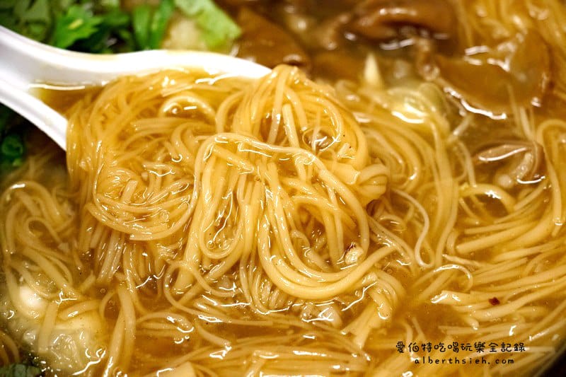 桃園龜山美食．紅門大腸蚵仔麵線（林口長庚巷弄老店小吃美食）