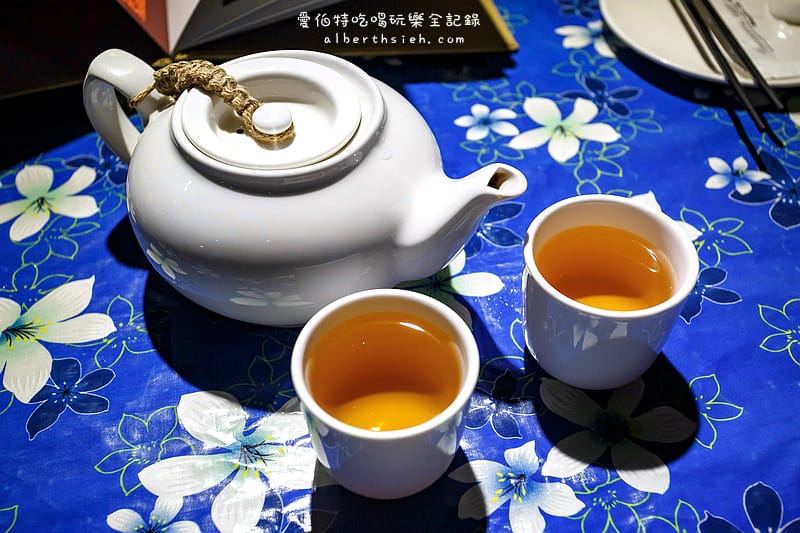 台北圓山美食．駱師父醬味川客菜（美國馬鈴薯入味川菜一拍即合阿！）