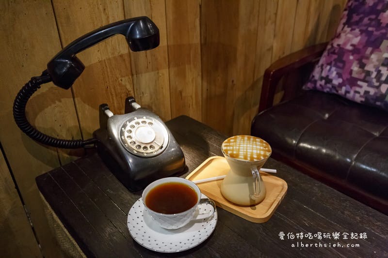 虎咖啡．宜蘭下午茶（隱藏在巷弄間的自家烘培，咖啡跟比利時鬆餅都很優）