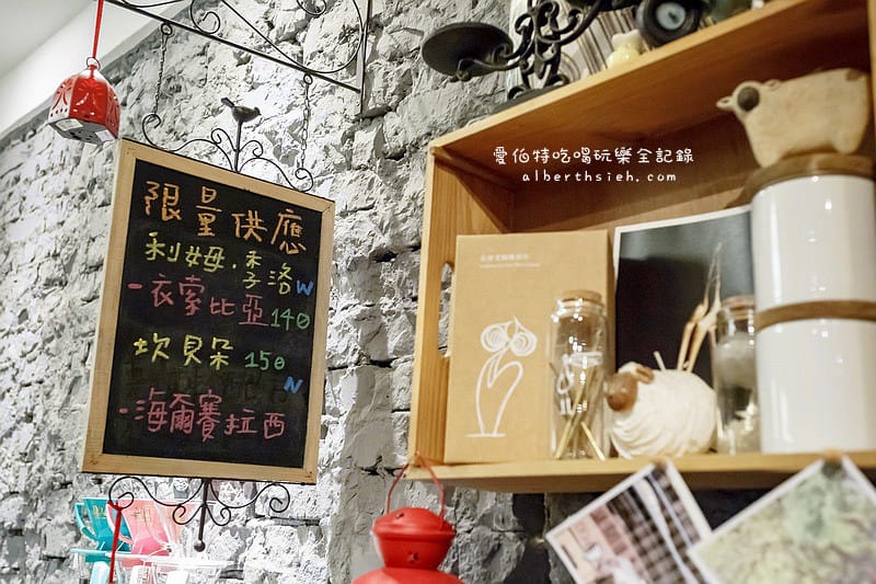 虎咖啡．宜蘭下午茶（隱藏在巷弄間的自家烘培，咖啡跟比利時鬆餅都很優）