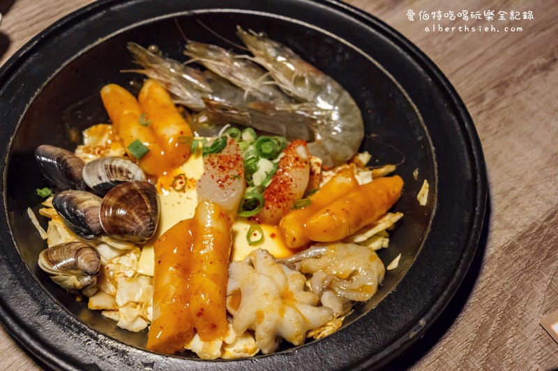 劉震川日韓大食館．台北公館美食（韓式料理火烤兩吃小火鍋）