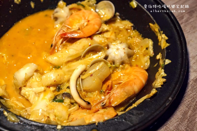 劉震川日韓大食館．台北公館美食（韓式料理火烤兩吃小火鍋）