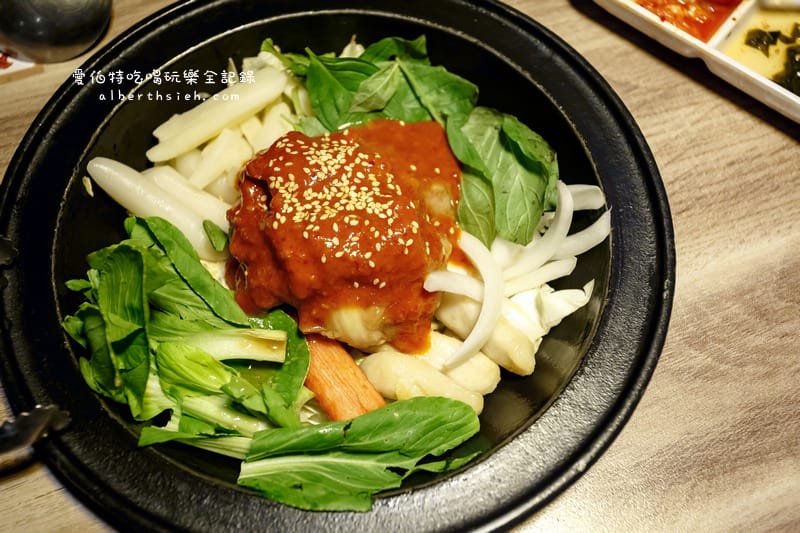 劉震川日韓大食館．台北公館美食（韓式料理火烤兩吃小火鍋）