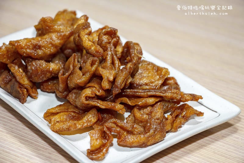 桃園大溪美食伴手禮(豆干、月光餅、麥芽花生糖、乳酪球、俄羅斯軟糖、美人蜜梅糕) - 第2張圖 桃園大溪美食伴手禮(豆干、月光餅、麥芽花生糖、乳酪球、俄羅斯軟糖、美人蜜梅糕)