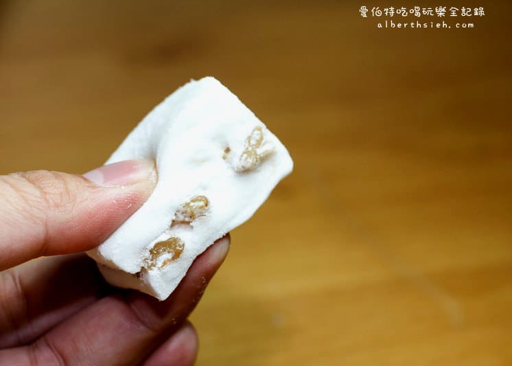 桃園大溪美食伴手禮(豆干、月光餅、麥芽花生糖、乳酪球、俄羅斯軟糖、美人蜜梅糕) - 第17張圖 桃園大溪美食伴手禮(豆干、月光餅、麥芽花生糖、乳酪球、俄羅斯軟糖、美人蜜梅糕)