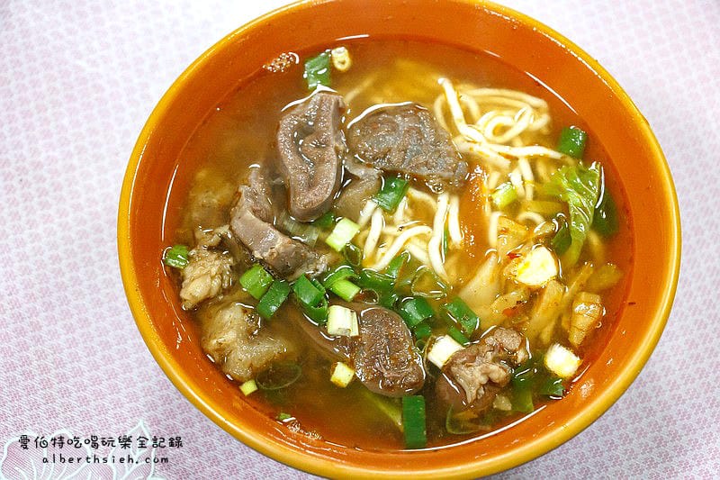 水餃大王．桃園大溪美食（酸辣湯便宜大碗味道好）