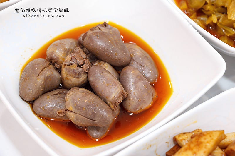 滷味城．桃園伴手禮（祖傳古法製作冷滷味，口感佳越吃越涮嘴）