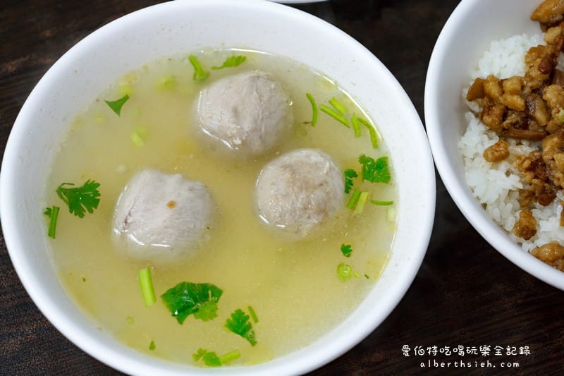 新竹東區．東門文昌雞肉（油油亮亮的台灣味海南雞飯）