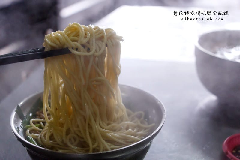 鐵皮屋米粉湯.桃園美食(大有路上的銅板美食小吃) - 第11張圖 鐵皮屋米粉湯.桃園美食(大有路上的銅板美食小吃)