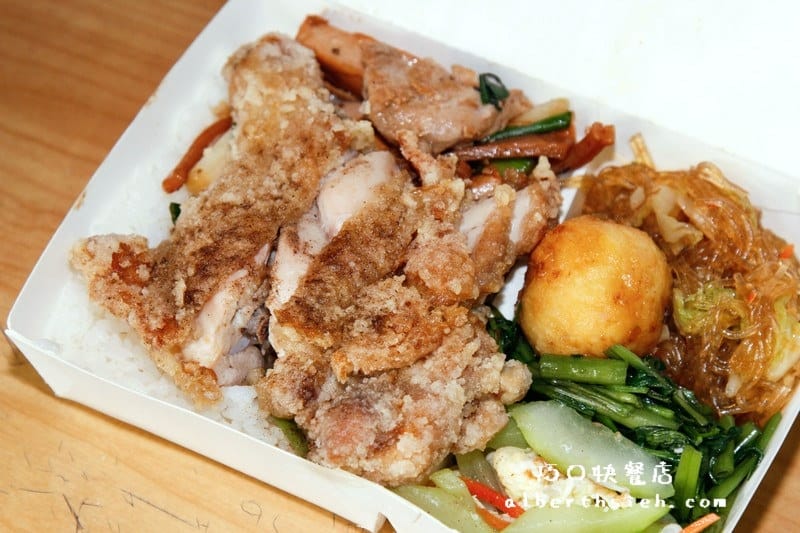 巧口快餐店．桃園龜山美食（知名排隊便當店主餐跟配菜都好吃）