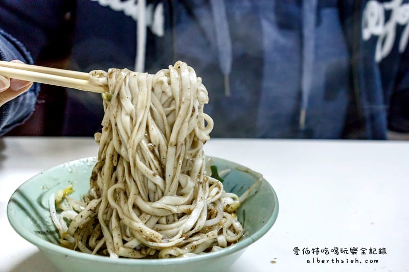 台中后里．阿松肉丸美食店（第三市場中的50年小吃老店）