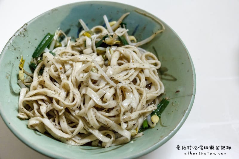 台中后里．阿松肉丸美食店（第三市場中的50年小吃老店）