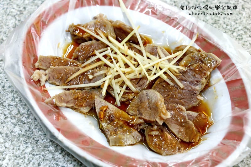 川鵝肉．桃園區美食（隱藏版的深夜美食，特製的辣醬香辣十足）