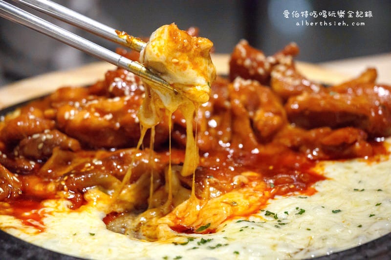 台北統一時代美食．Tigertopoki泰一格韓國年糕火鍋（李光洙代言紫菜包飯超美味）