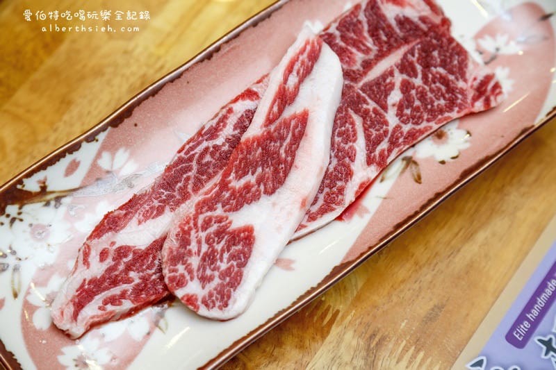 中壢SOGO美食．依賴手作麵館（超特別PRIME頂級的X.O川燙牛肉麵）