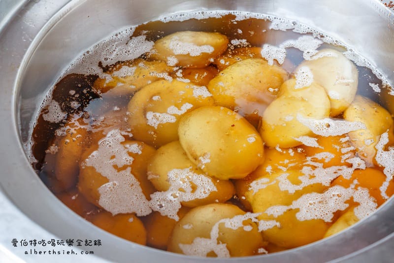台中豐原．新金樹肉丸（肉圓Q彈祖傳鳳梨冰清涼消暑古早好滋味）