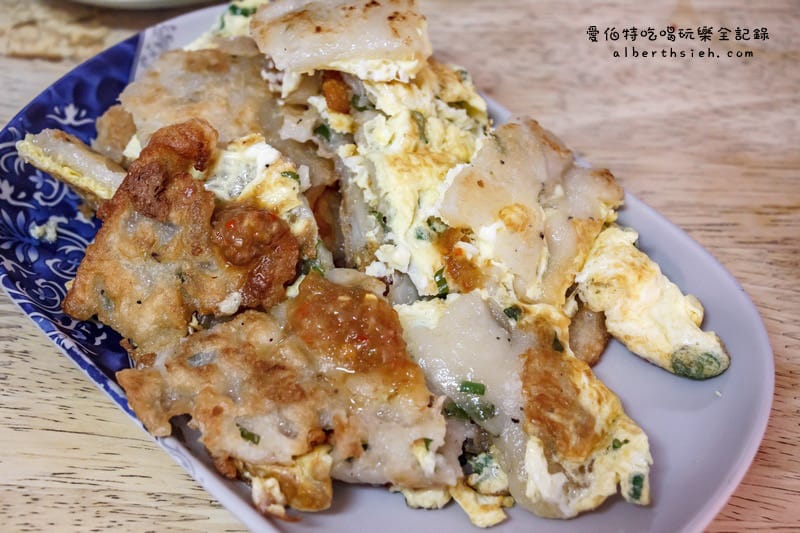 西園路傳統早點．桃園中壢早餐（份量大的蔥花麵糊蛋餅）